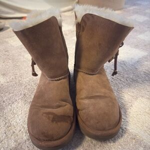 UGG Maia Chestnut Boots size 6